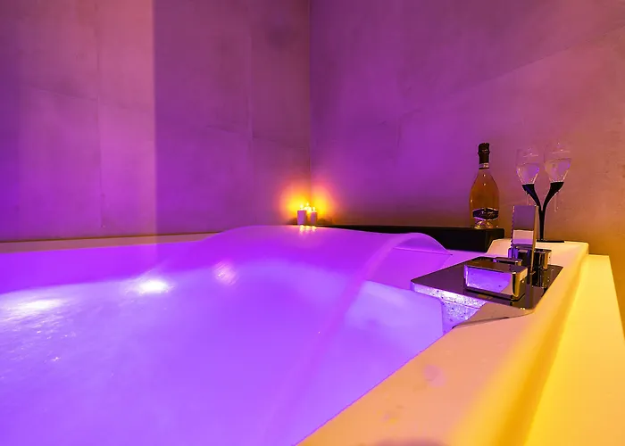 Elite & Hydromassage Pool Affittacamere