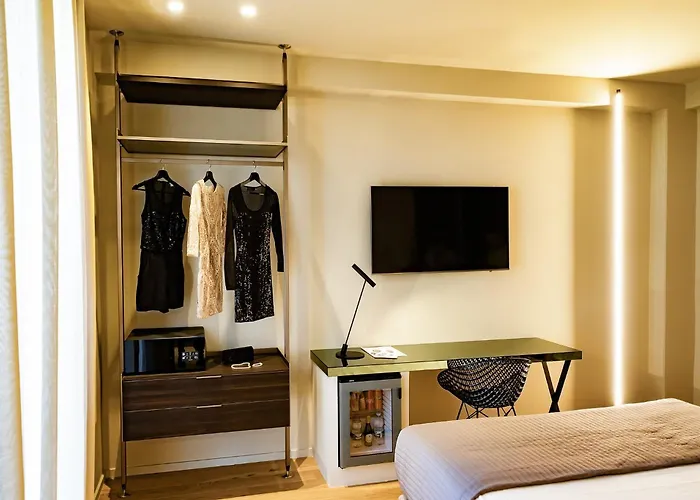 Affittacamere Elite & Hydromassage Pool 4*