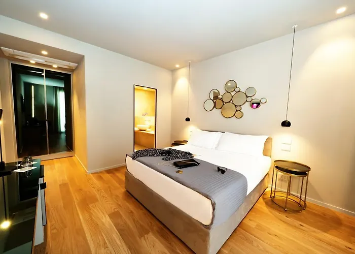 Elite & Hydromassage Pool Affittacamere Reggio Calabria