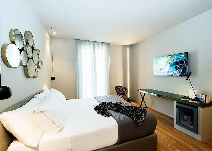 Affittacamere Elite & Hydromassage Pool 4*